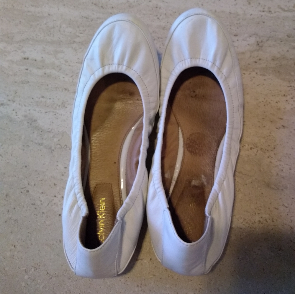 Calvin Klein flats size 8